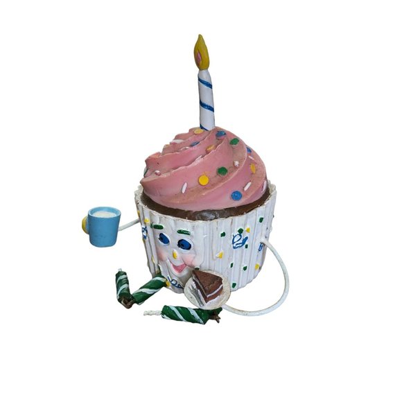 WMG Anthropomorphic Shelf Sitters Birthday Party Cupcake 2006 Figurine Vintage - Picture 11 of 16